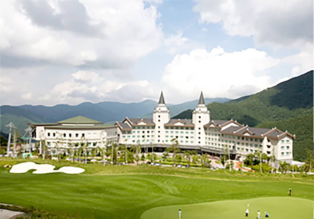 Фото High1 Palace Hotel & Cc