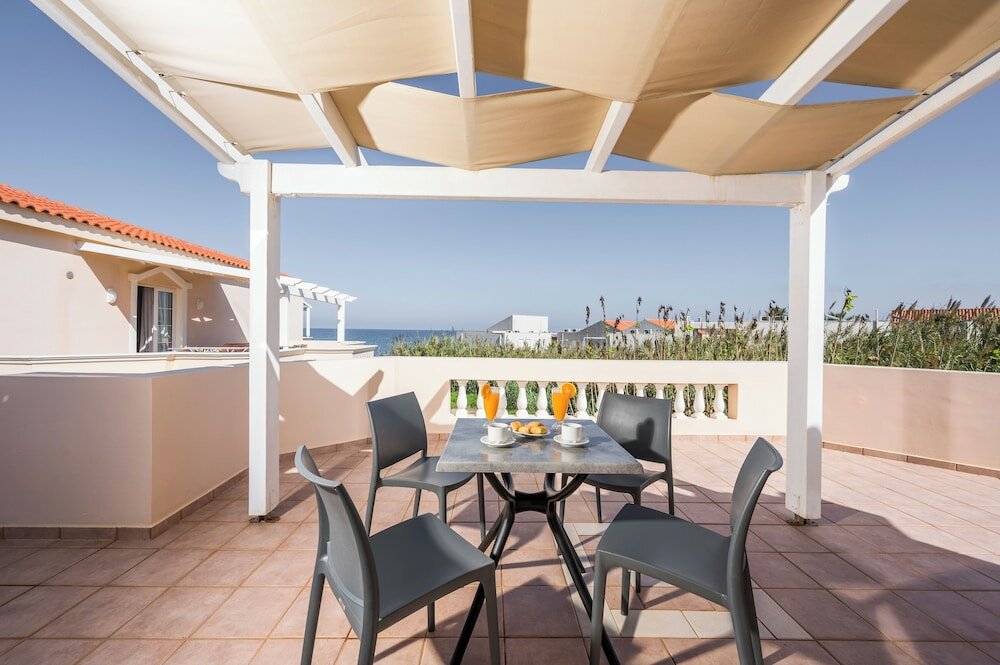 Фото Caretta Beach