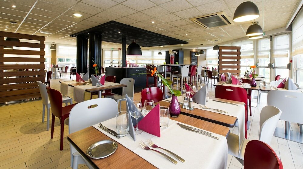 Фото Campanile Reims Centre Cathedrale