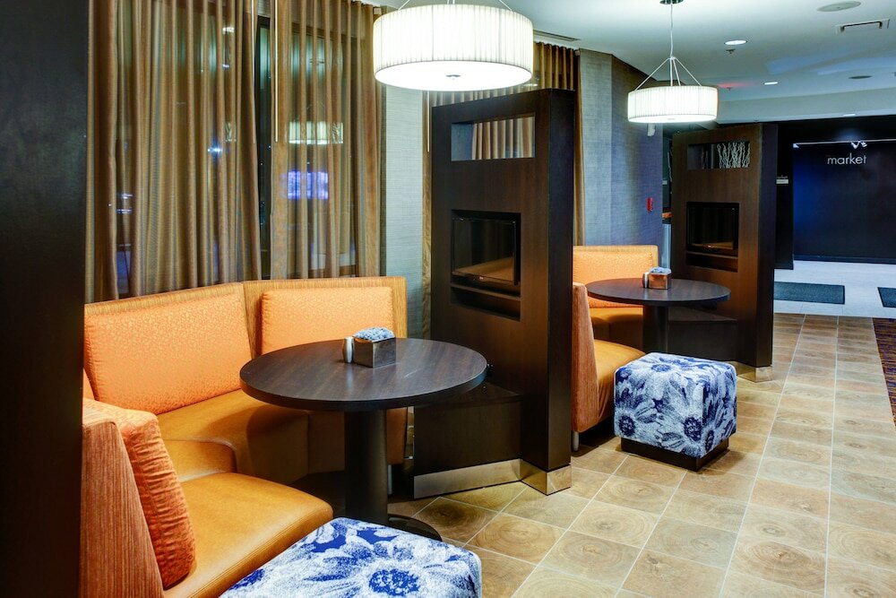 Фото Courtyard by Marriott Atlanta Airport West