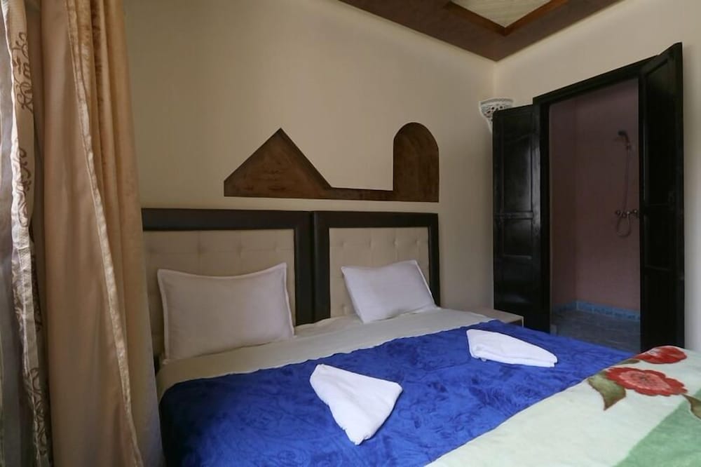 Фото Roches Aremd - Hostel