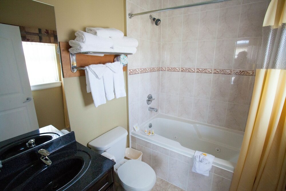 Фото Days Inn by Wyndham Surrey