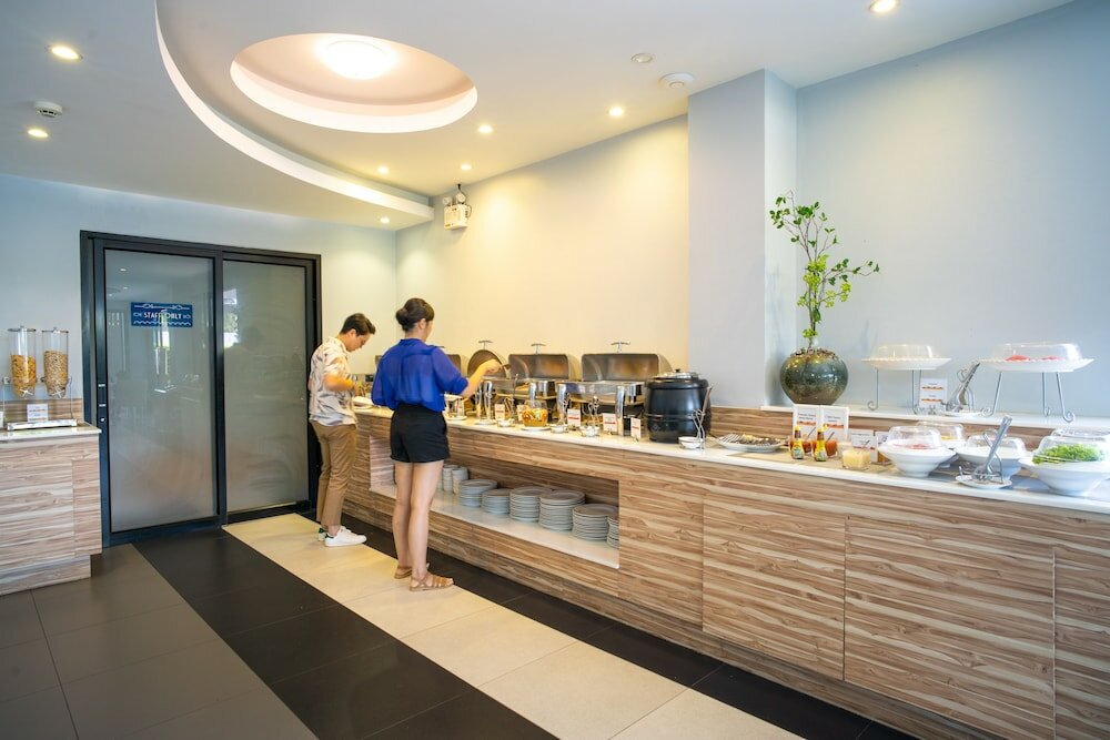 Фото Krabi SeaBass Hotel