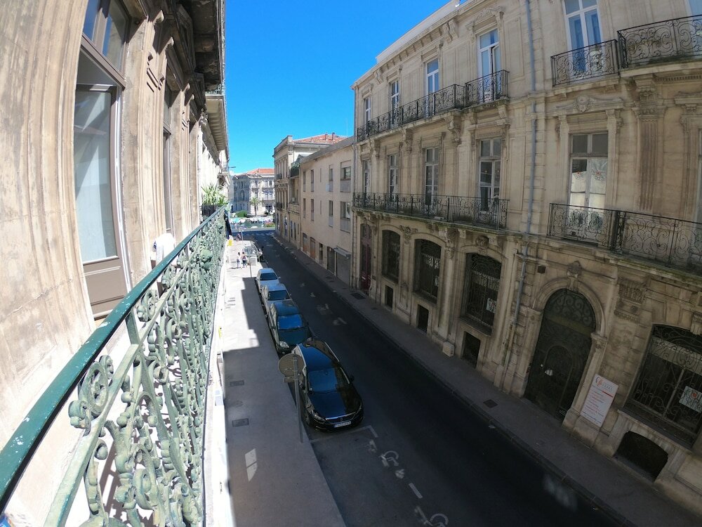 Фото Georges Hostel & Café