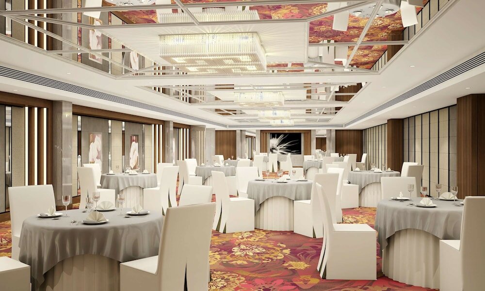 Фото Citadel Sarovar Portico Bengaluru