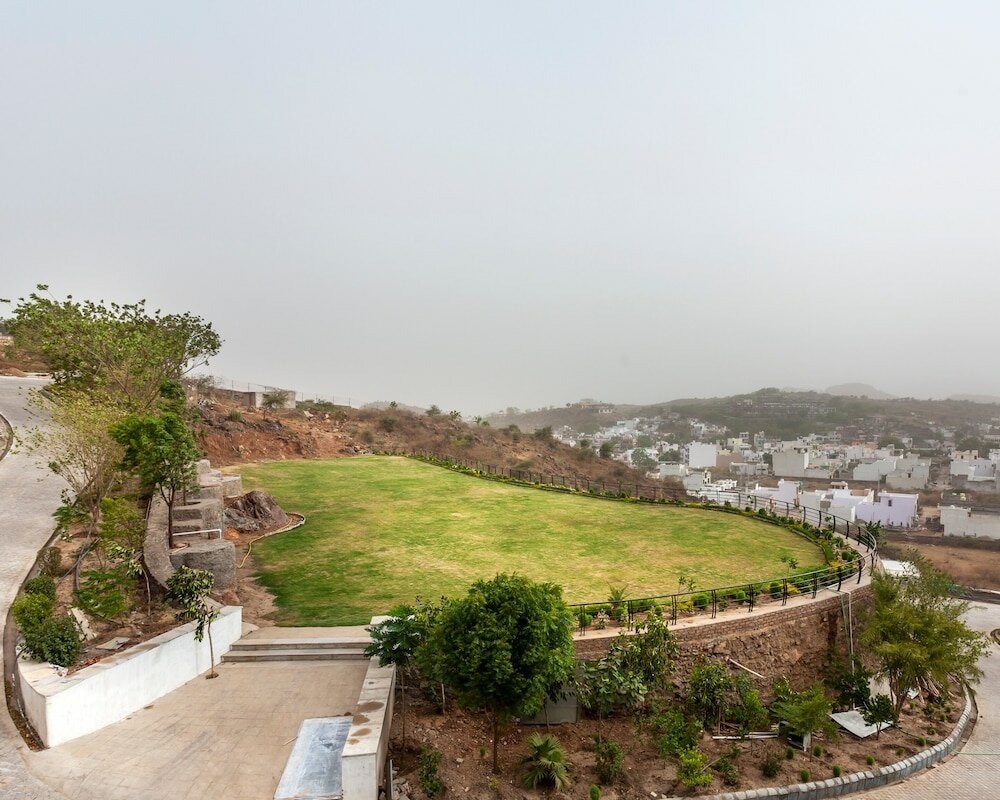 Фото JuSTa Sajjangarh Resort & SPA