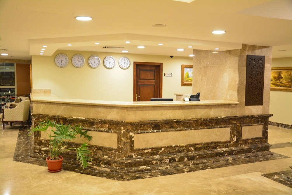 Фото Rehana Plaza Hotel