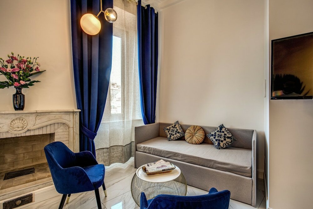 Фото Little Queen Pantheon Residence