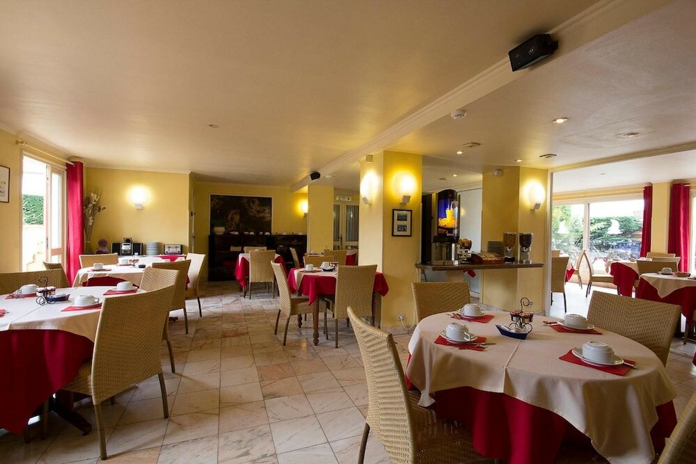 Фото Hotel Le Dauphin