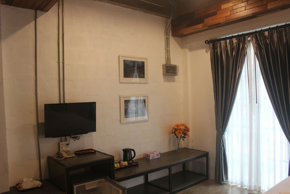 Фото Town Home by The Warehouse Chiang Mai