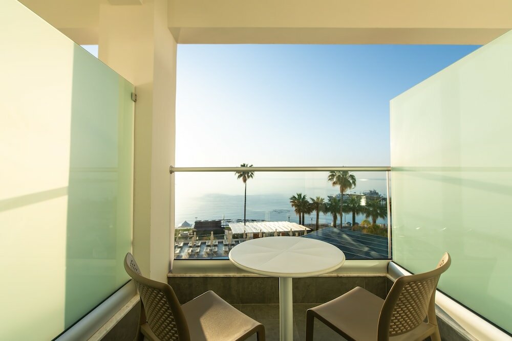 Фото Evalena Beach Hotel