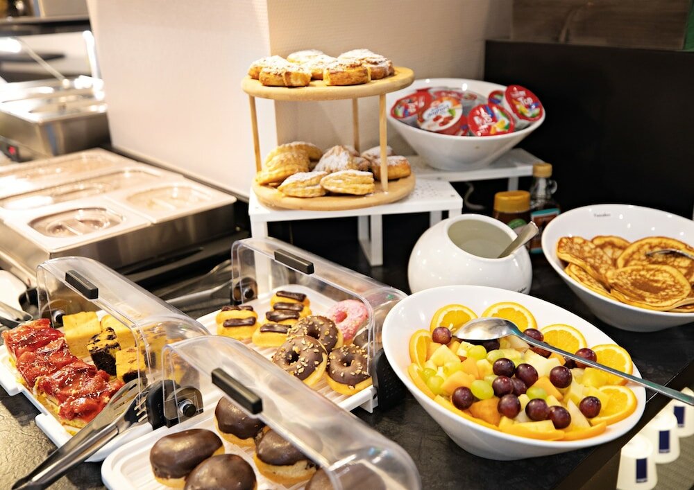 Фото Skyline Hotel