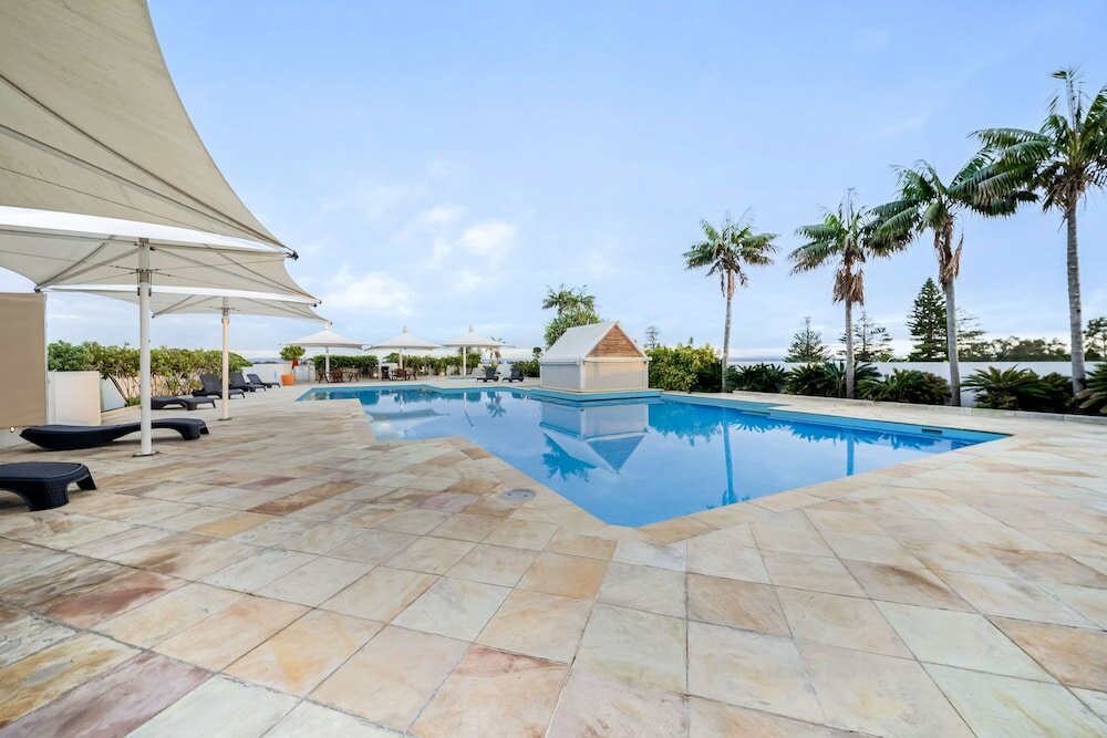 Фото Oaks Waterfront Resort