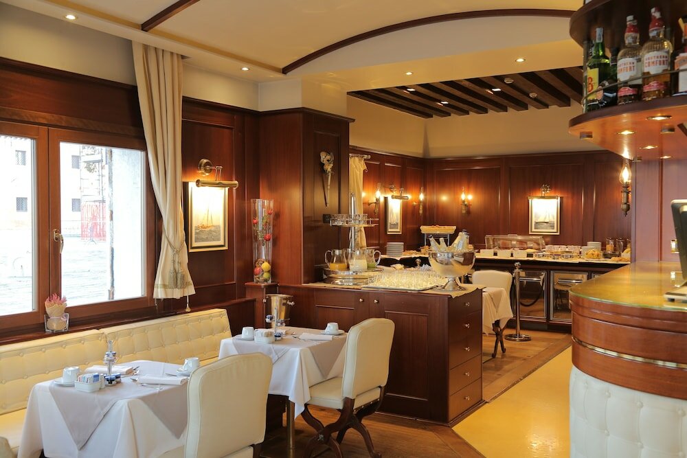 Фото Hotel Bucintoro