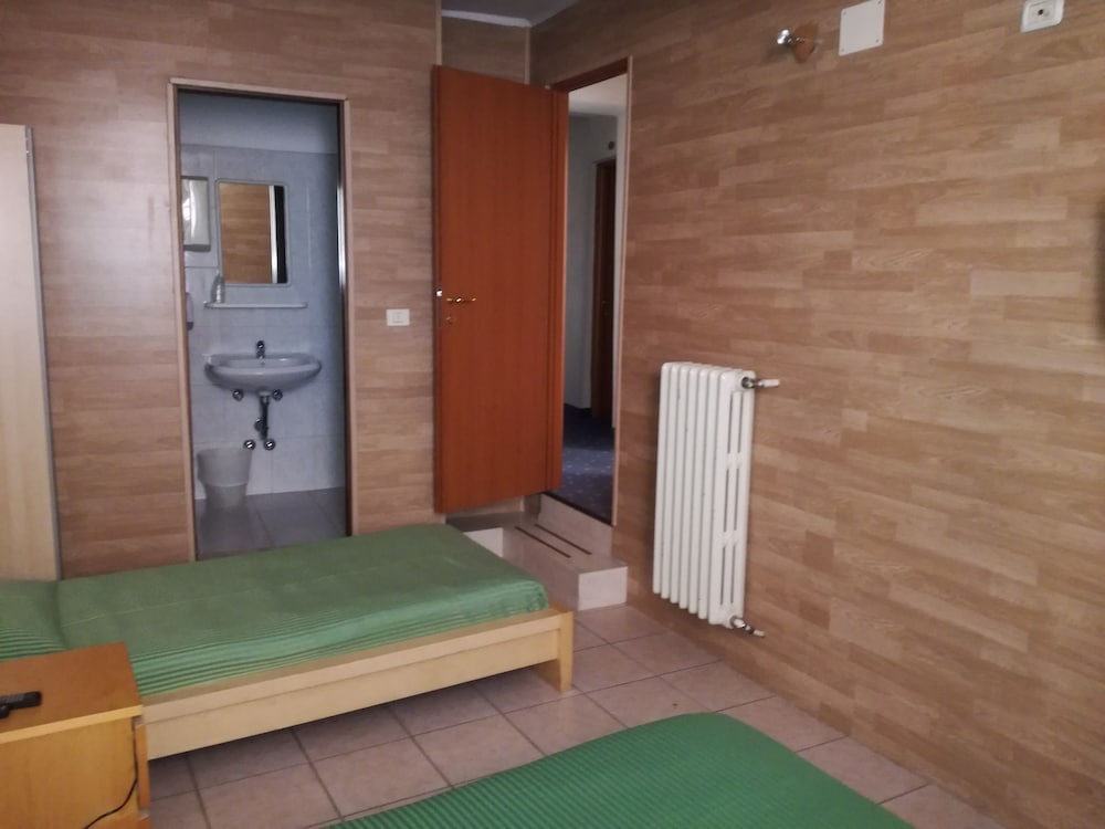 Фото Hotel Perla