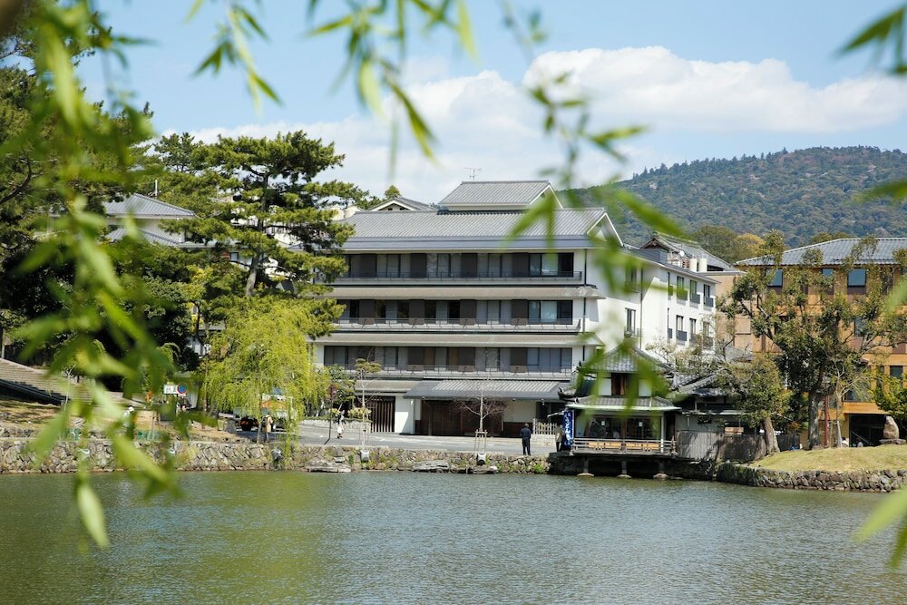 Фото Sarusawaike Yoshidaya