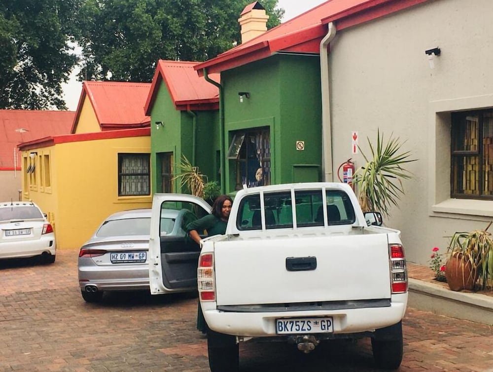 Фото Grace and Gift Guesthouse