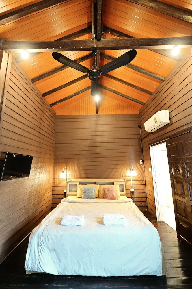 Фото Huan Kawin Est. 58 Lanna Home & Collection - Campus Accommodation