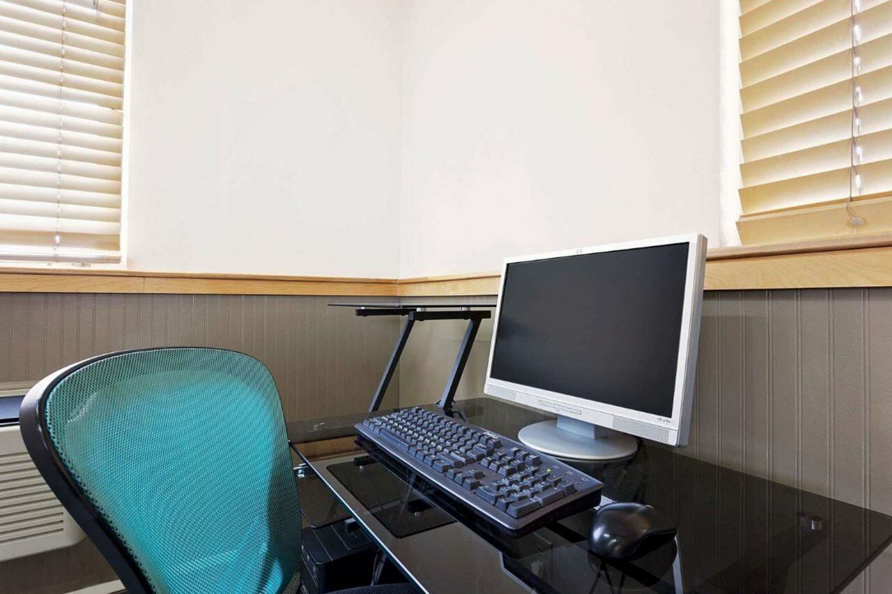 Фото Red Roof Inn Helen