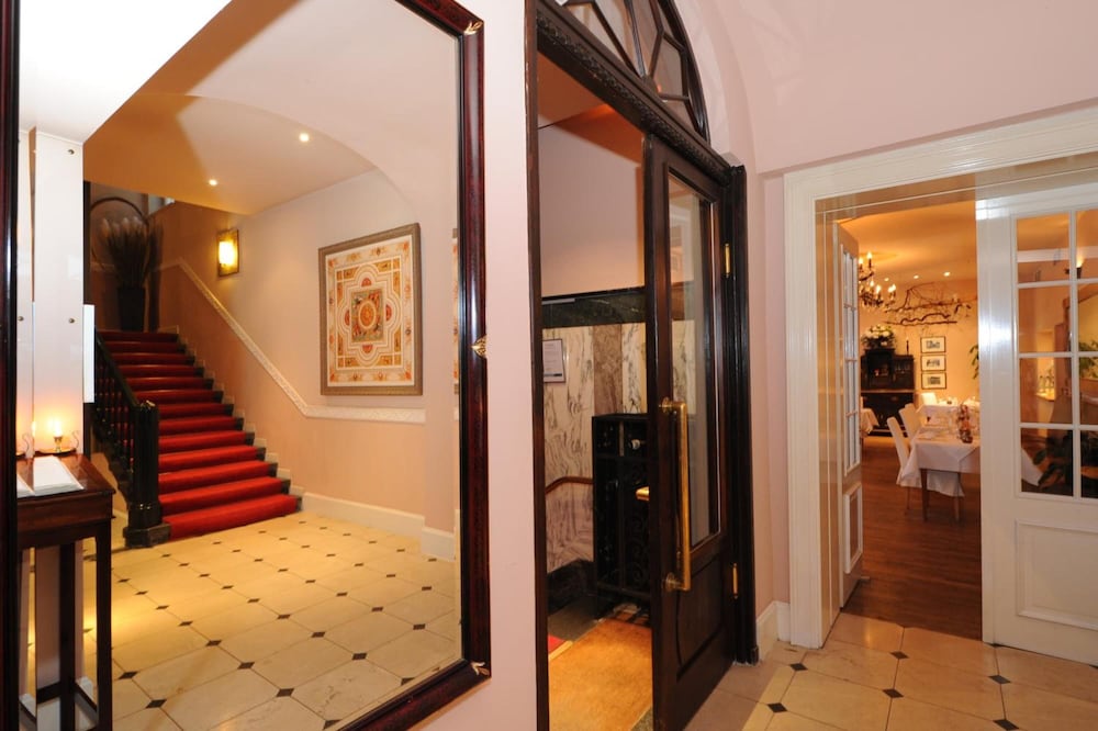 Фото Hotel Niederländischer Hof Schwerin