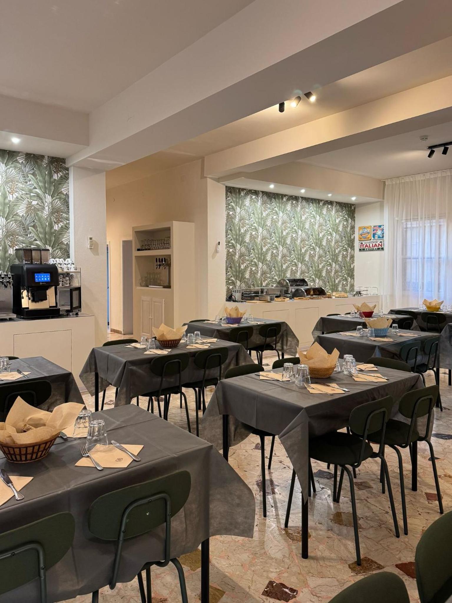 Фото Hotel Eureka