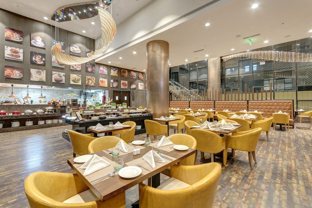 Фото Holiday Inn Kolkata Airport, an Ihg Hotel