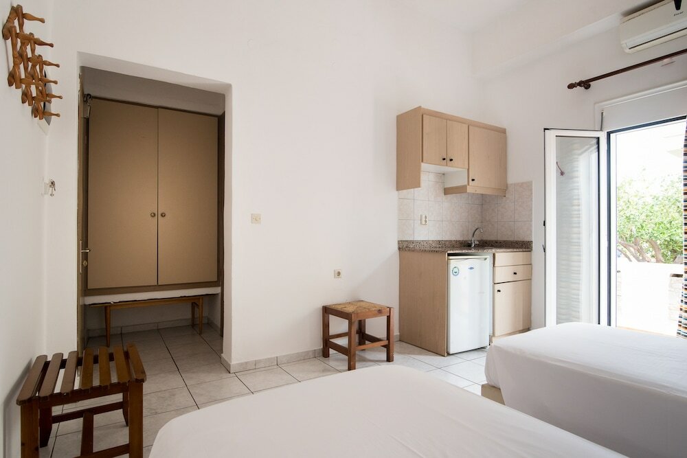 Фото Ibiscus Hotel Malia