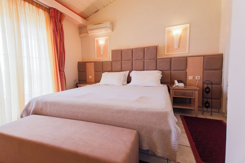 Фото Hotel Strass