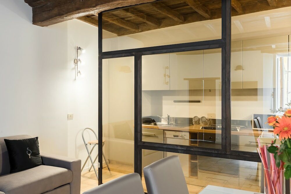 Фото A World Aparts - 13 T. Argentina