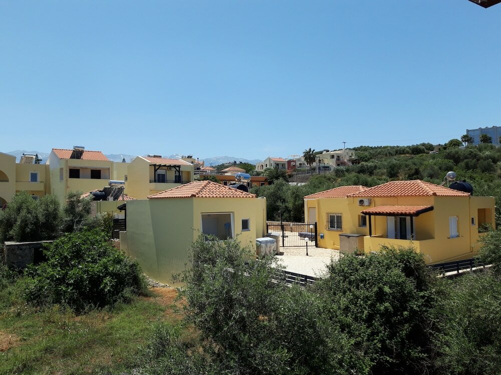 Фото Niriides Hotel