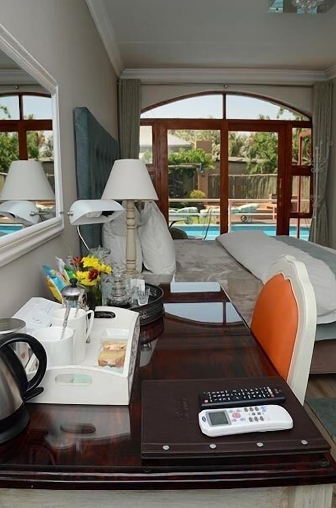 Фото Oleander Guest House