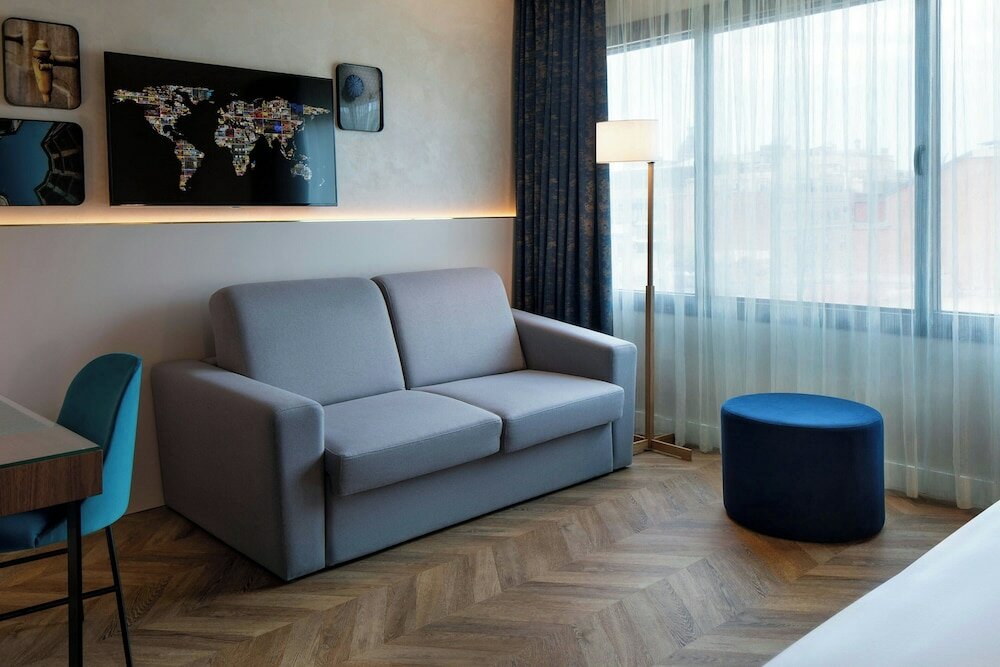 Фото Renaissance Barcelona Hotel