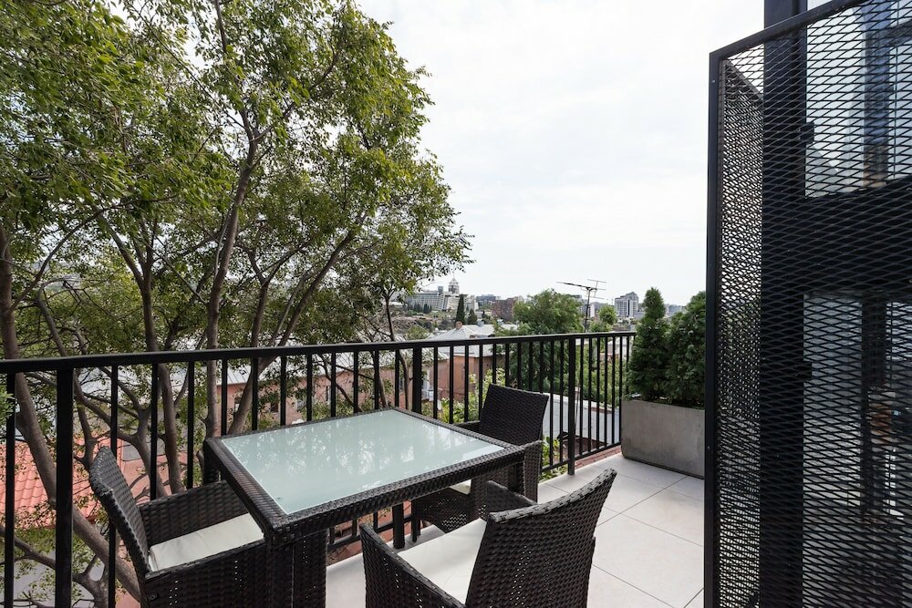 Фото Brooch Boutique Hotel