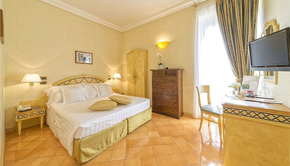 Фото Miramare E Castello Hotel