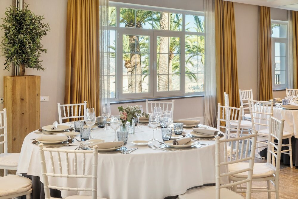 Фото Catalonia Reina Victoria