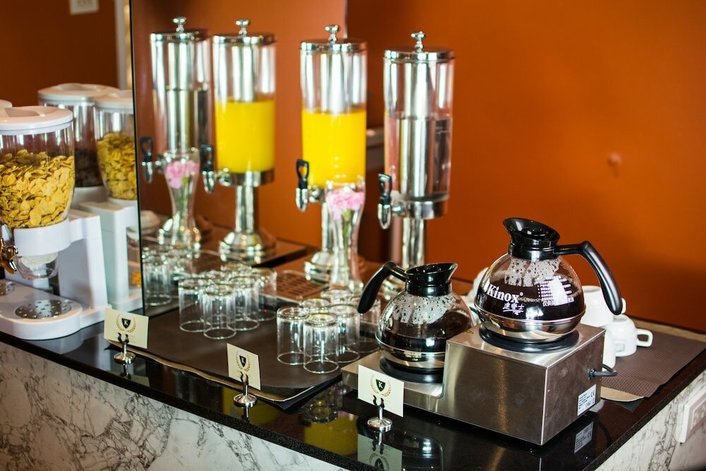 Фото Khaosan Palace Hotel