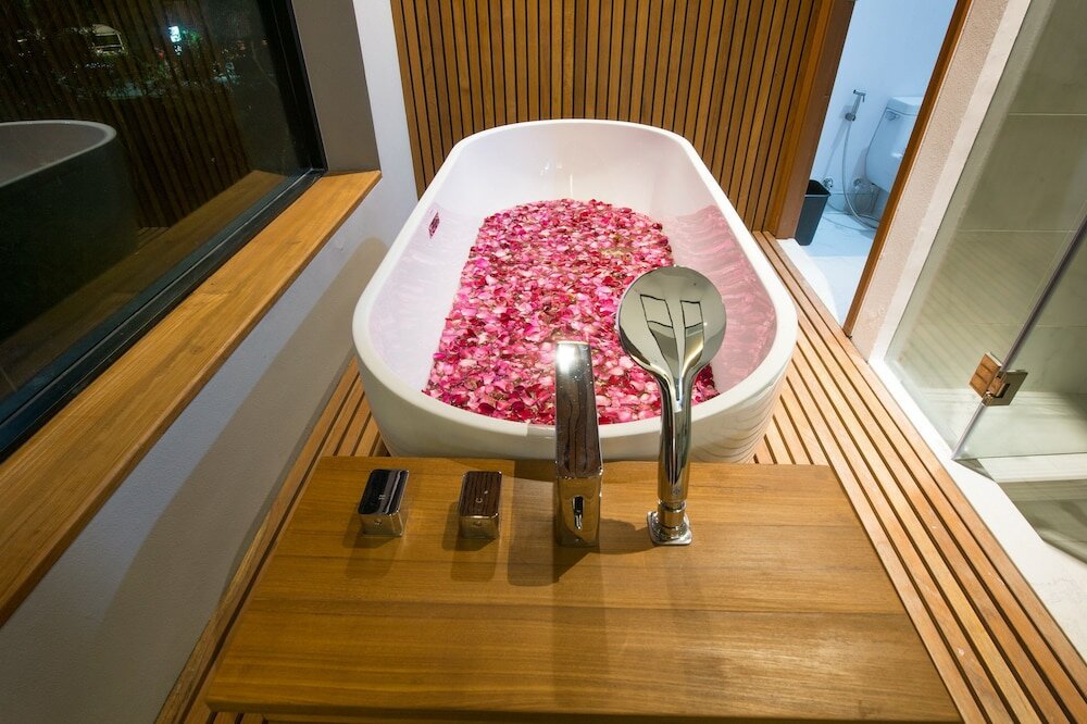 Фото The Gallery Hotel Nai Harn