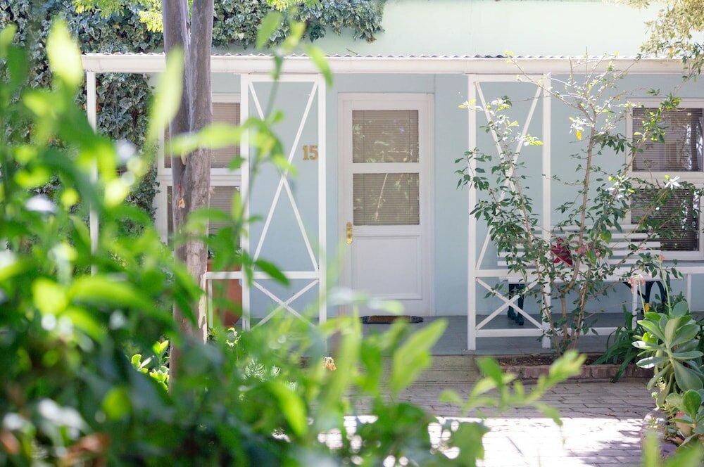 Фото Adley House Guesthouse