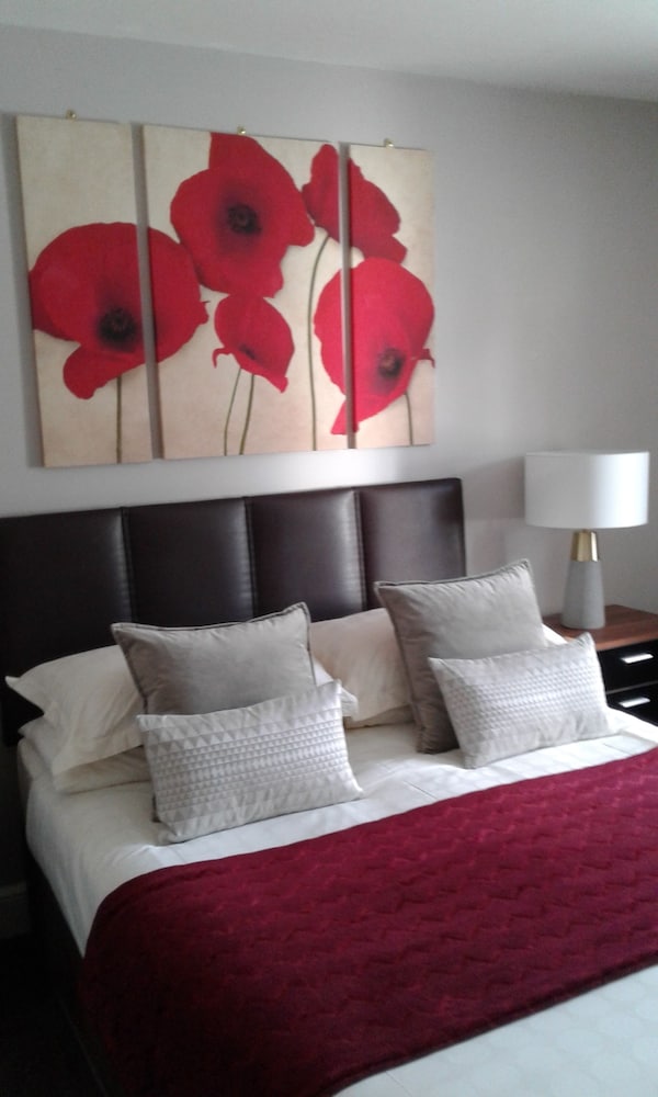 Фото Adelphi Villa