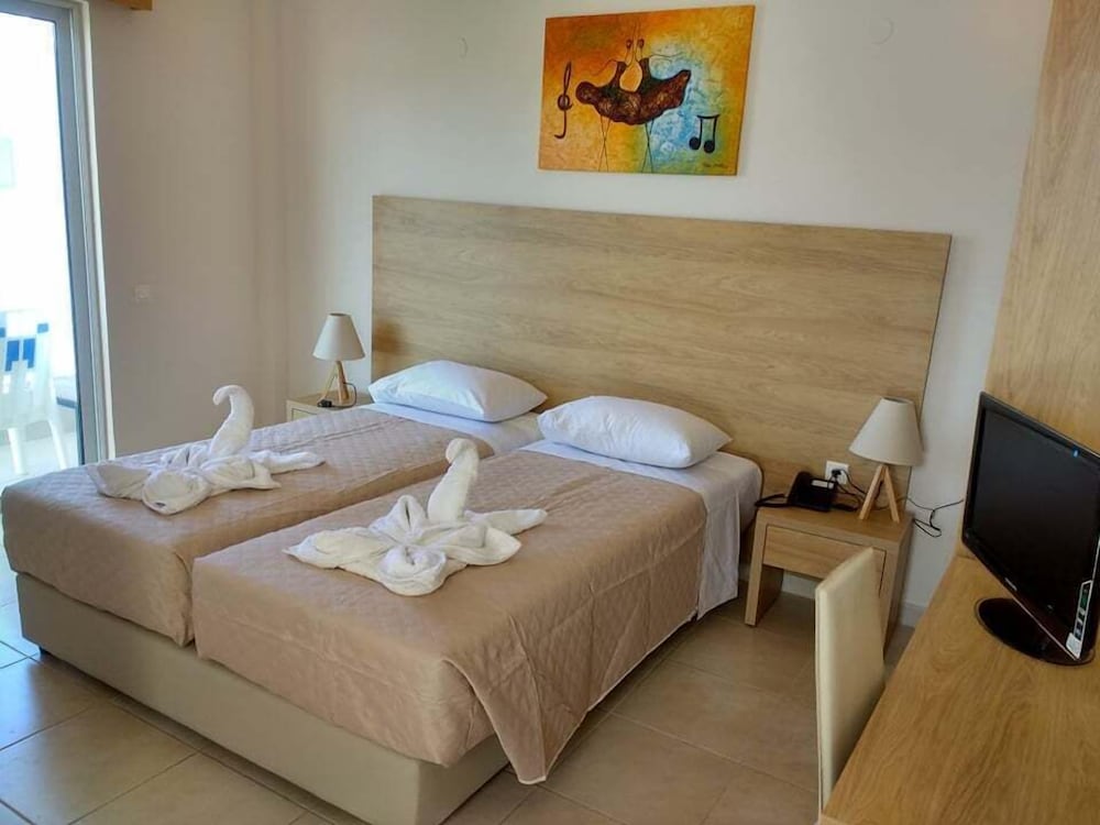 Фото International Hotel