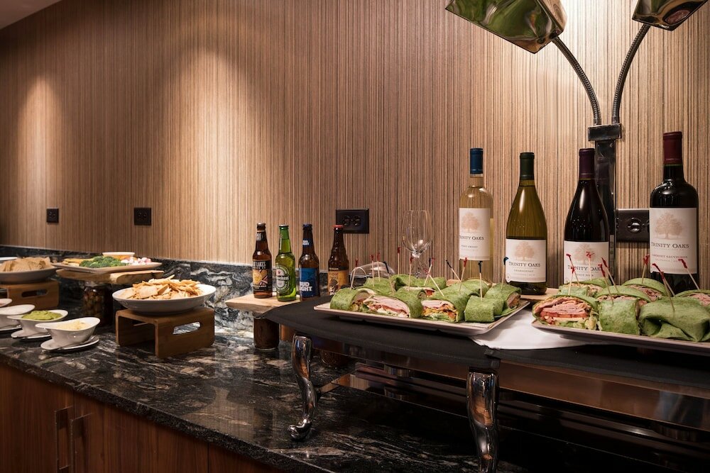 Фото The Westin Cleveland Downtown