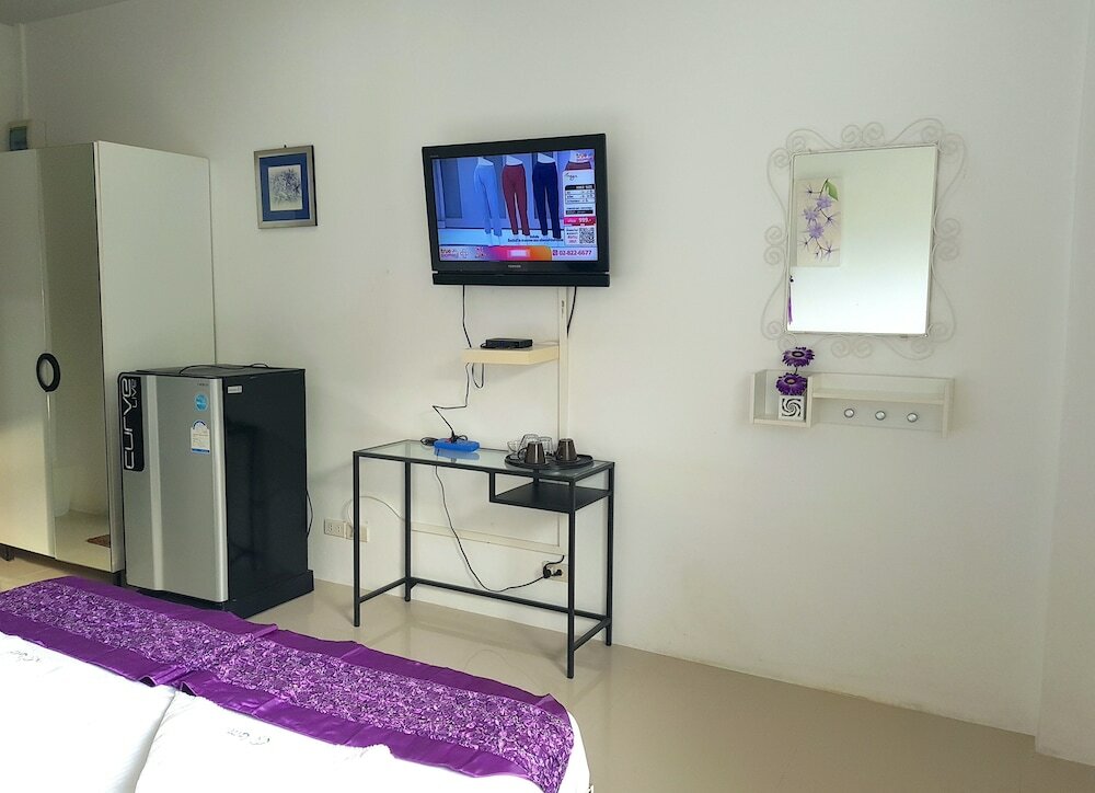 Фото Phet Cha-am Plaza & Resort