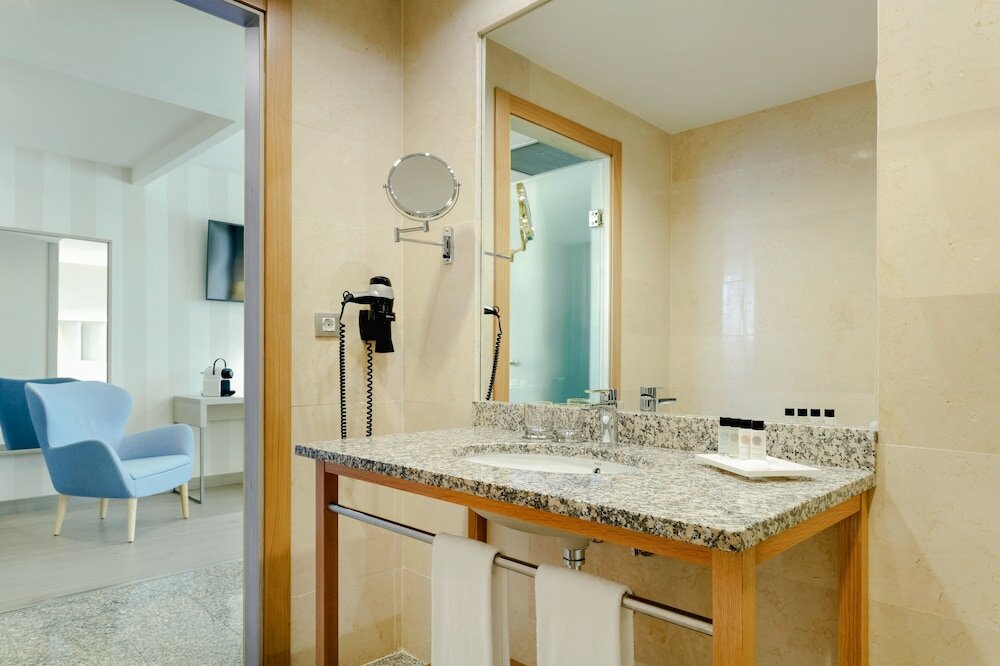 Фото Hesperia A Coruña Centro