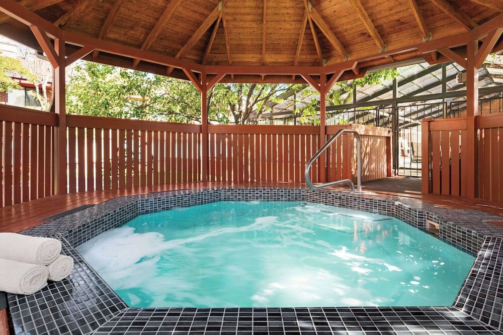 Фото Radisson Hotel Colorado Springs Airport