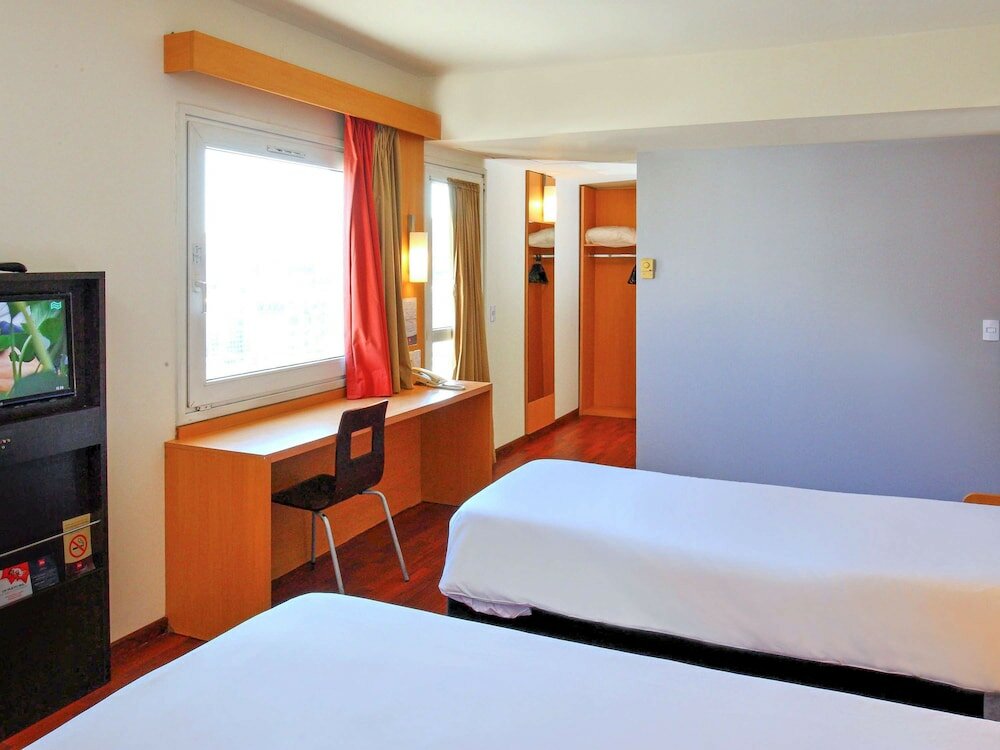 Фото ibis Buenos Aires Congreso Hotel