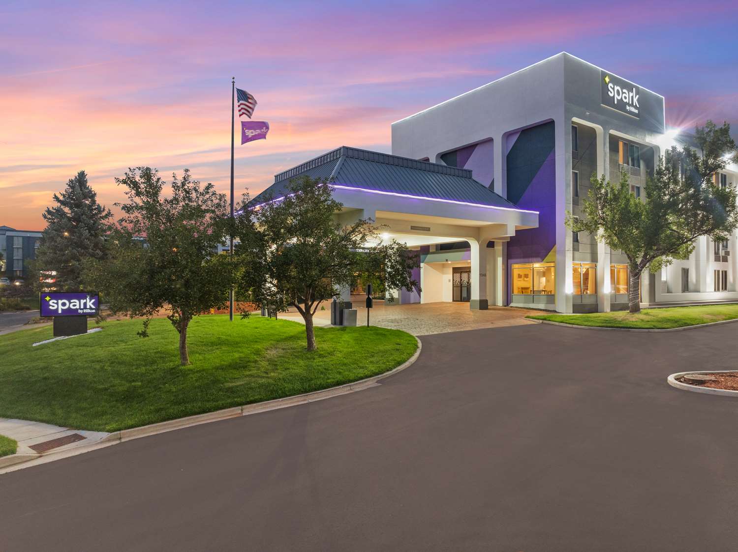 Фото Wingate by Wyndham Colorado Springs