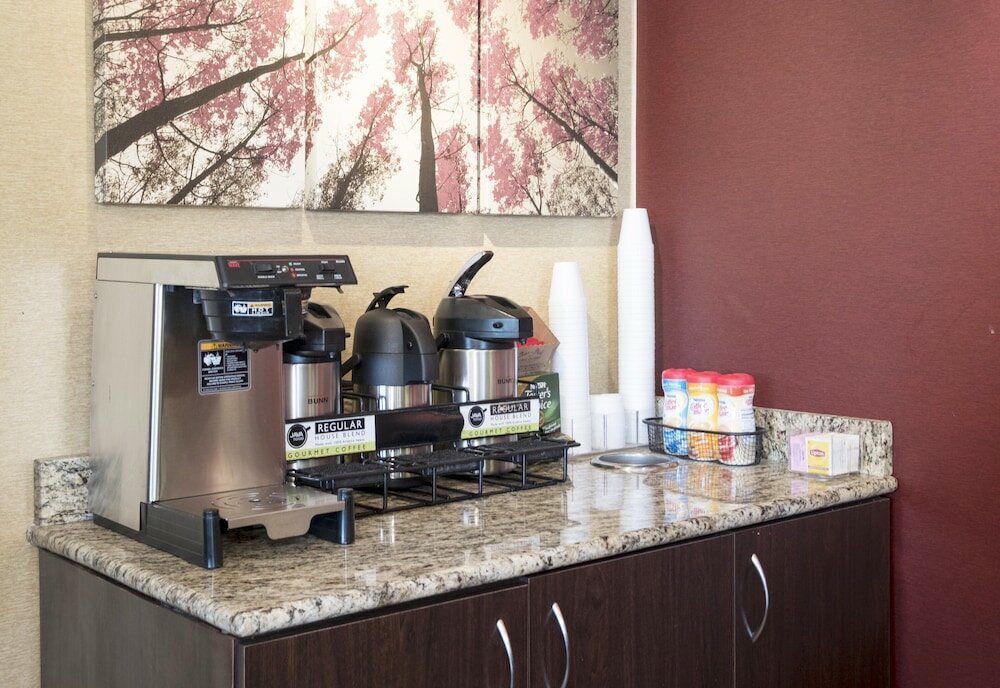 Фото Red Roof Inn Columbia East - Ft Jackson