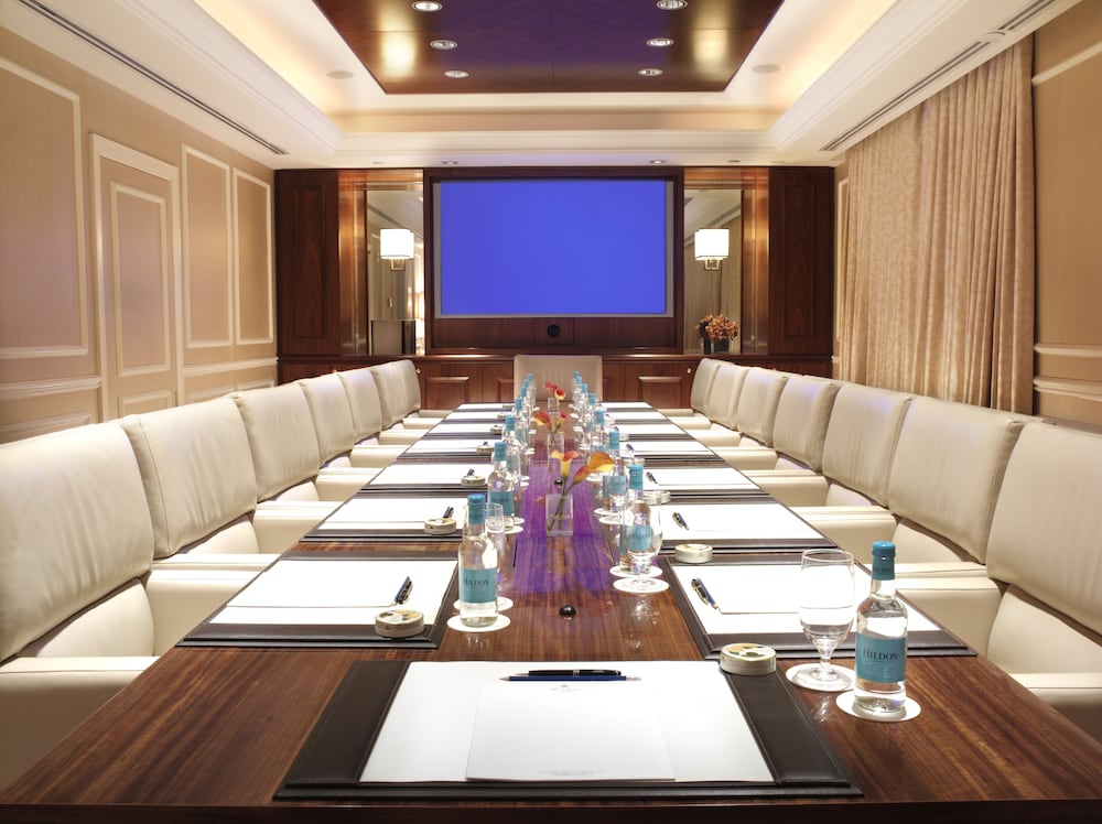 Фото The Pierre, A Taj Hotel, New York