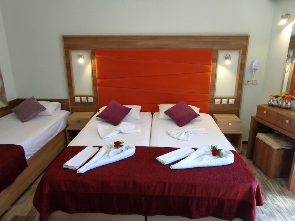 Фото Niki Studios Sea-Front