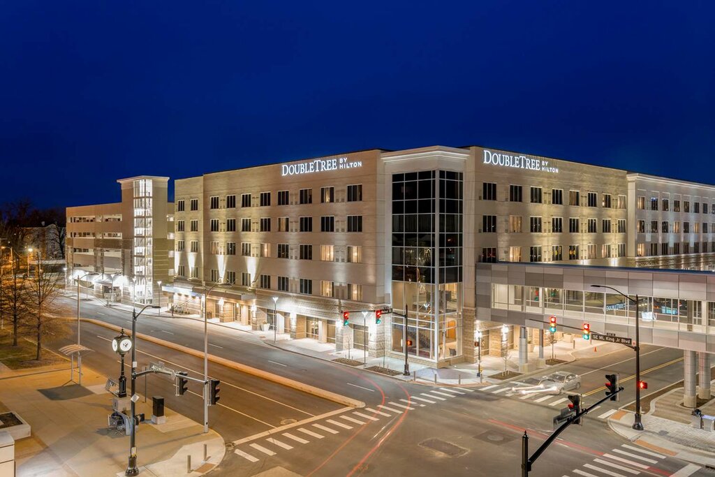 Hotel DoubleTree by Hilton Evansville, State of Indiana, photo